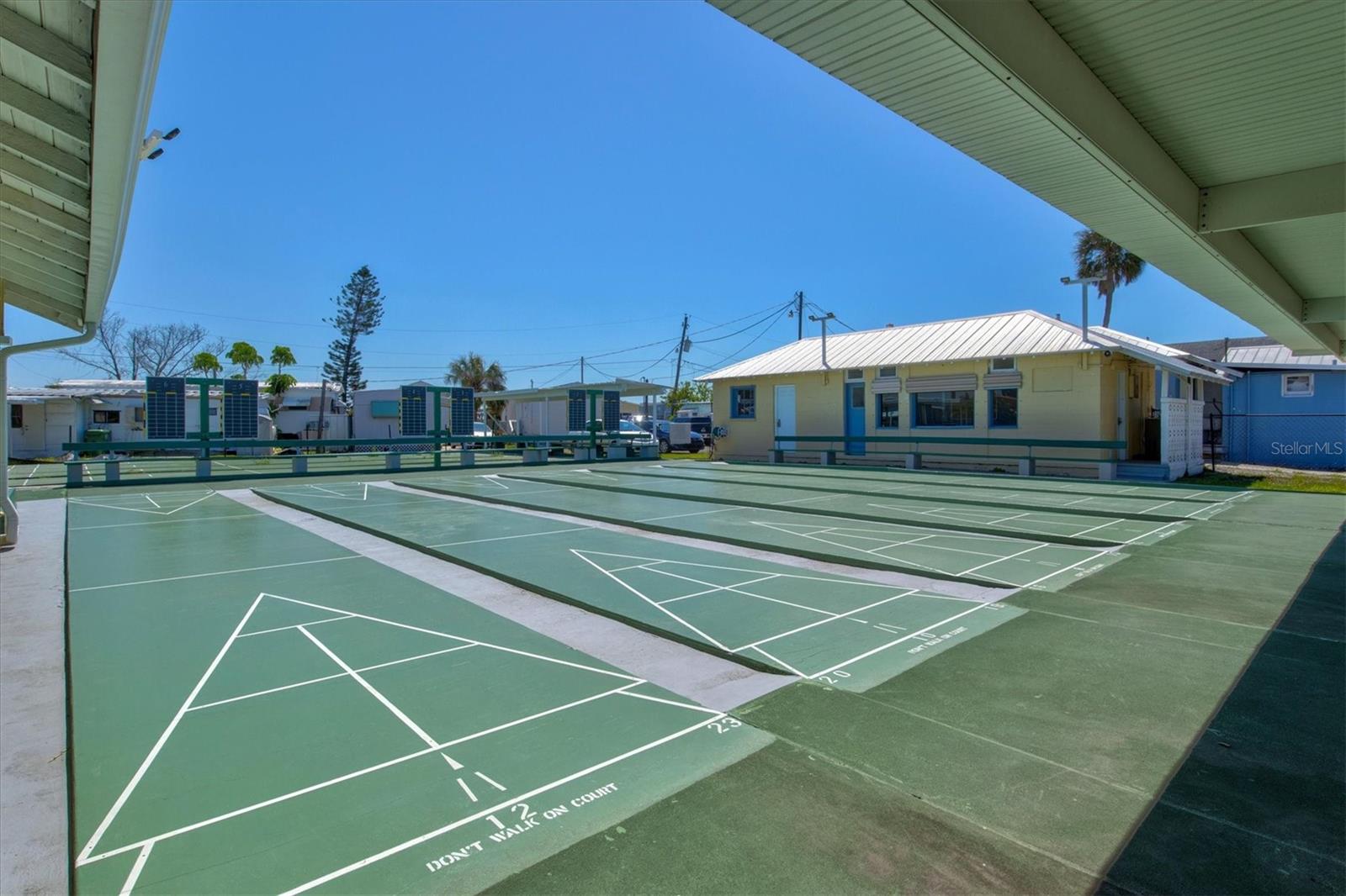 A4675044 Property Photo