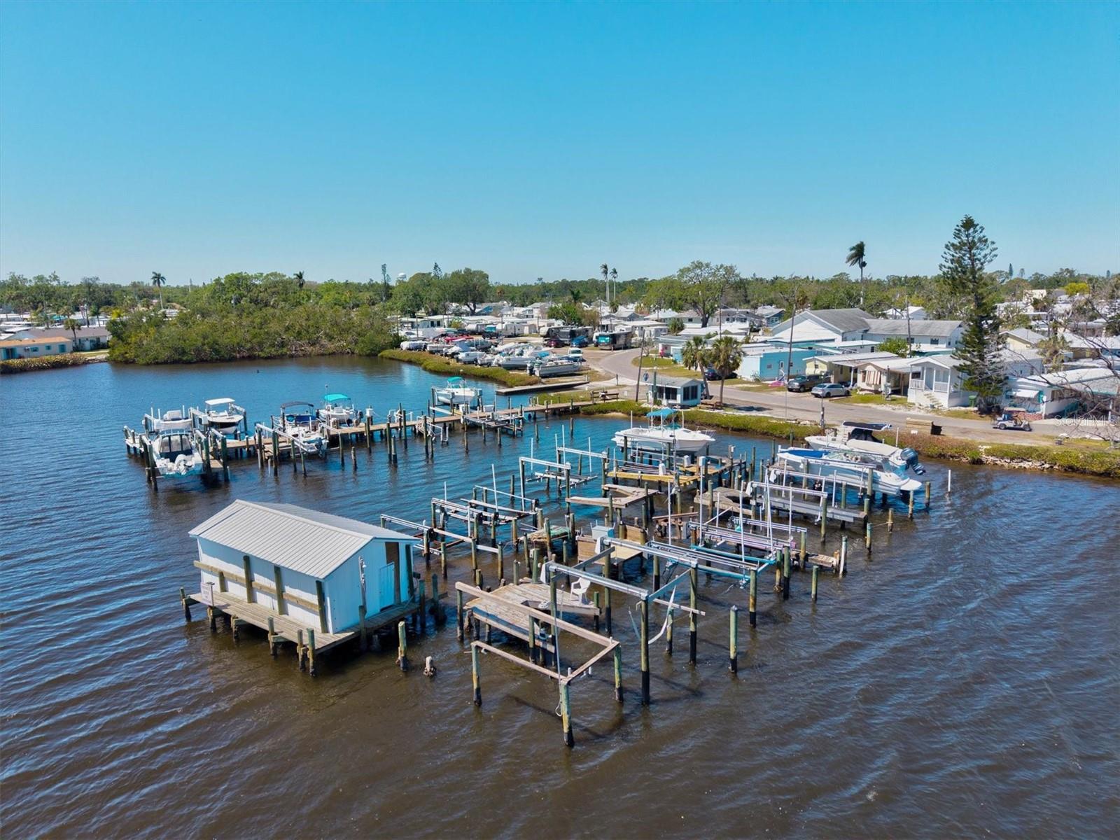 A4675044 Property Photo