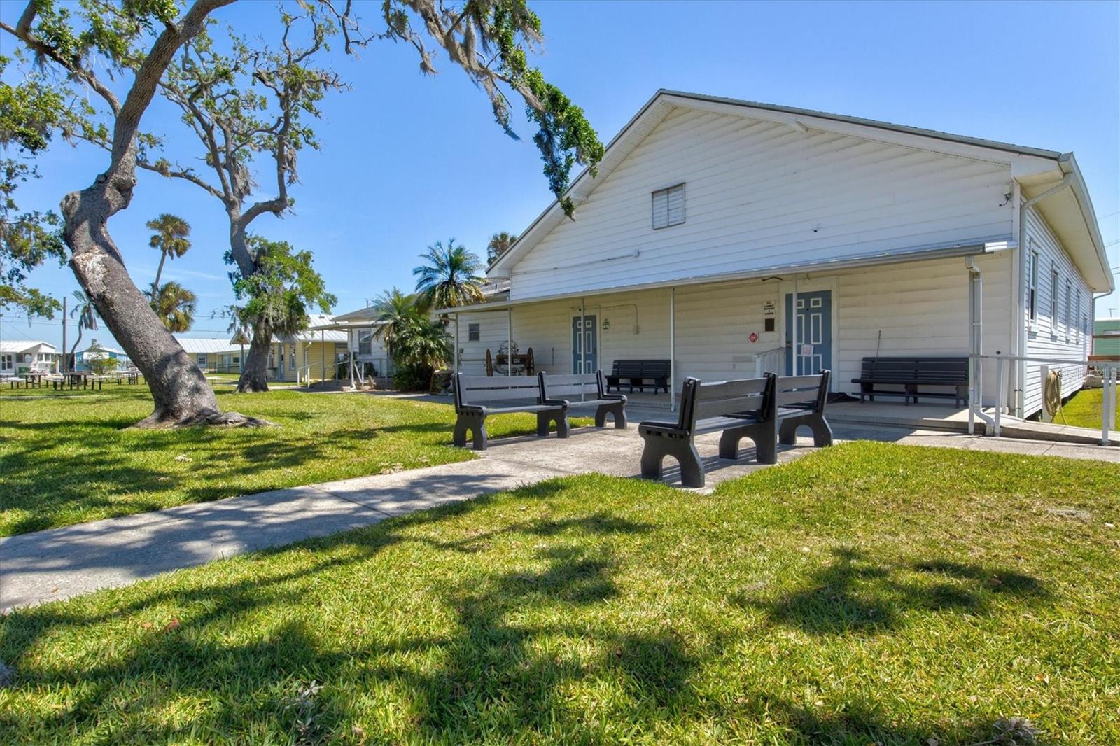 A4675044 Property Photo