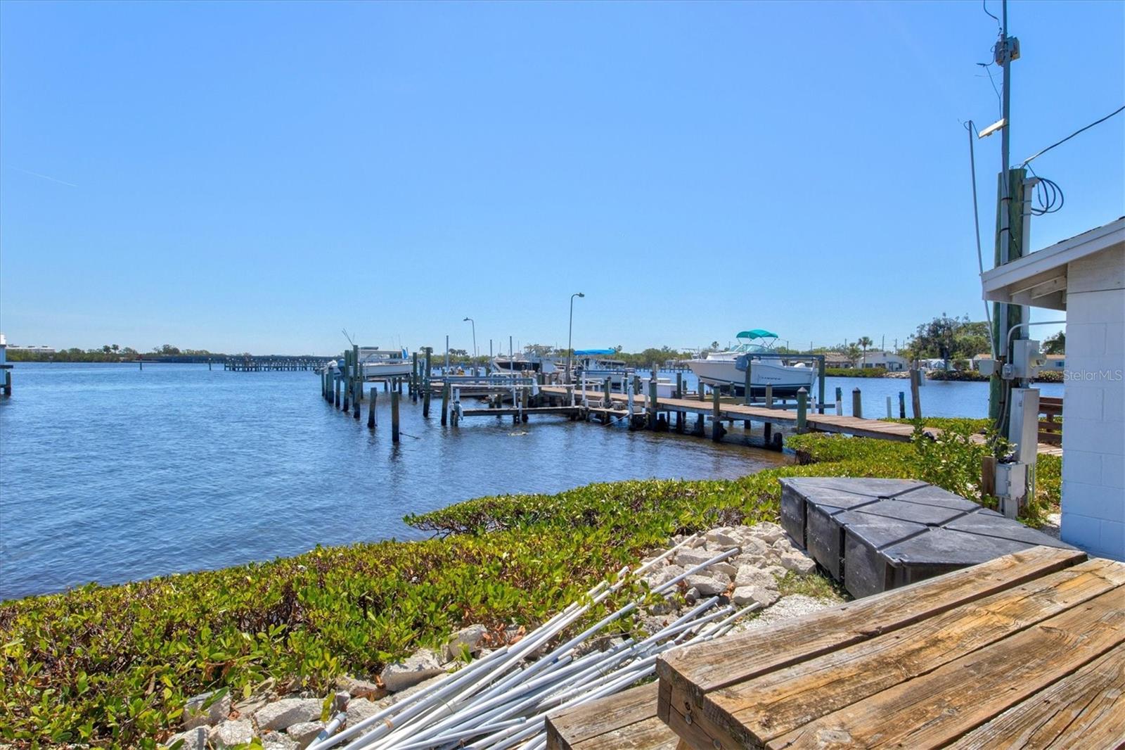 A4675044 Property Photo