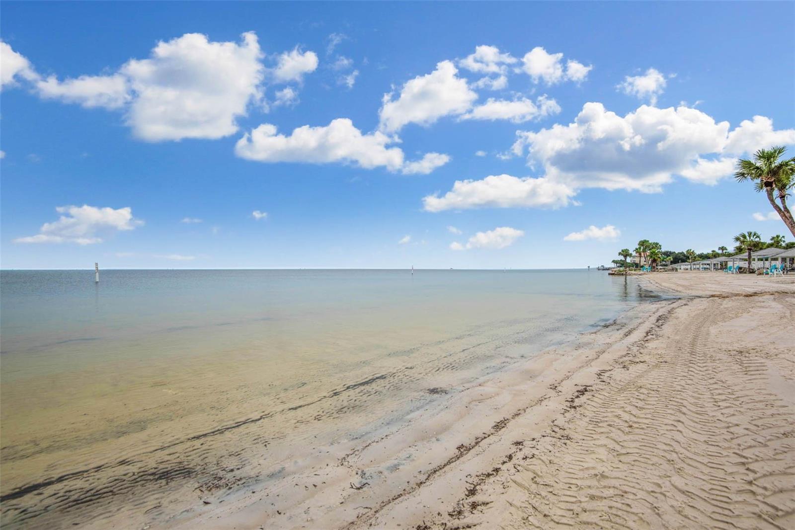 TB8455917 Property Photo