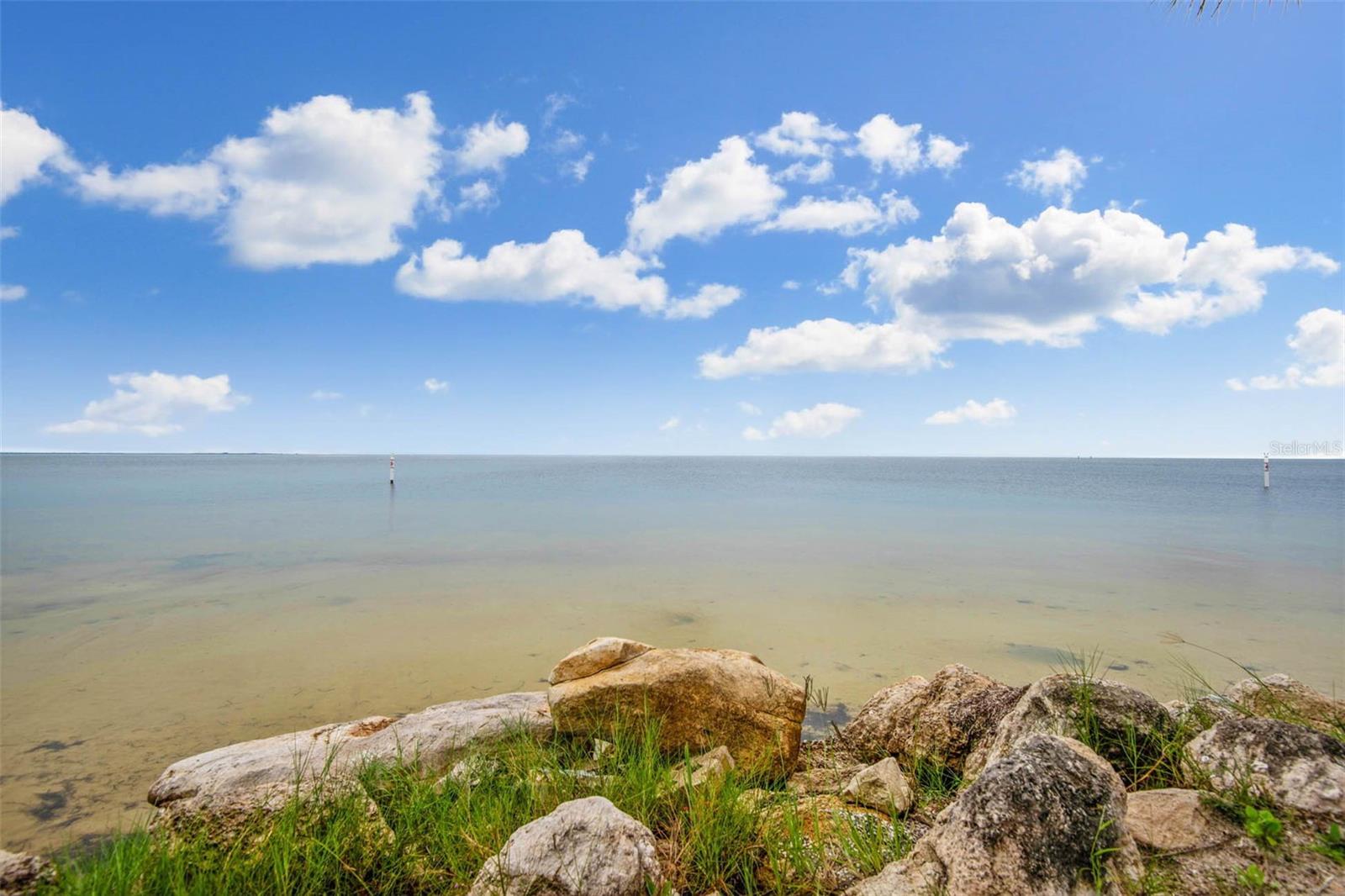 TB8455917 Property Photo