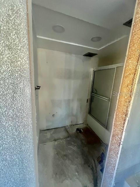 TB8455917 Property Photo