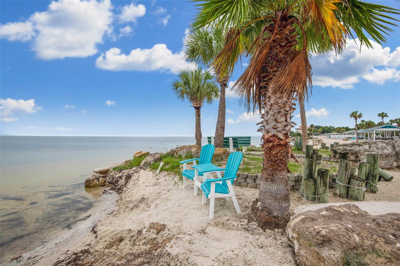 TB8455917 Property Photo