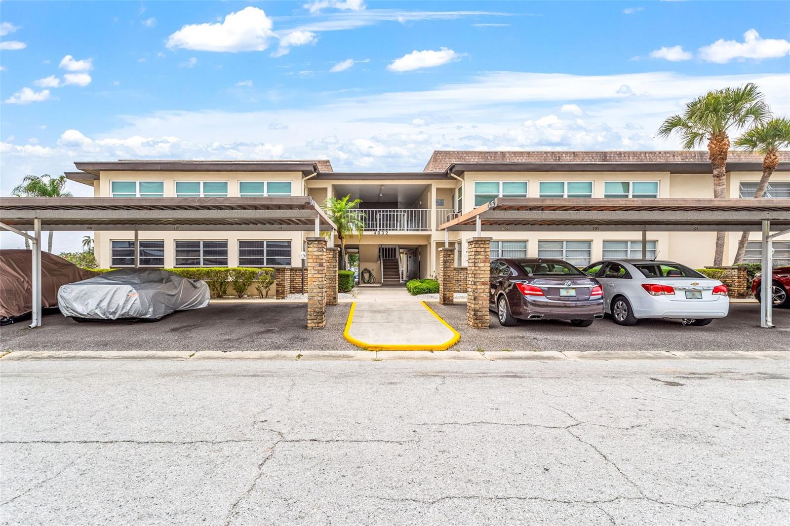 TB8455917 Property Photo