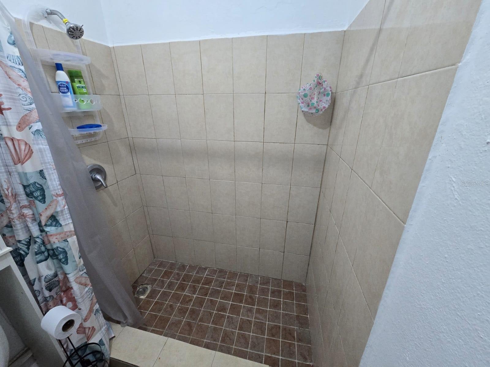 PR9117947 Property Photo