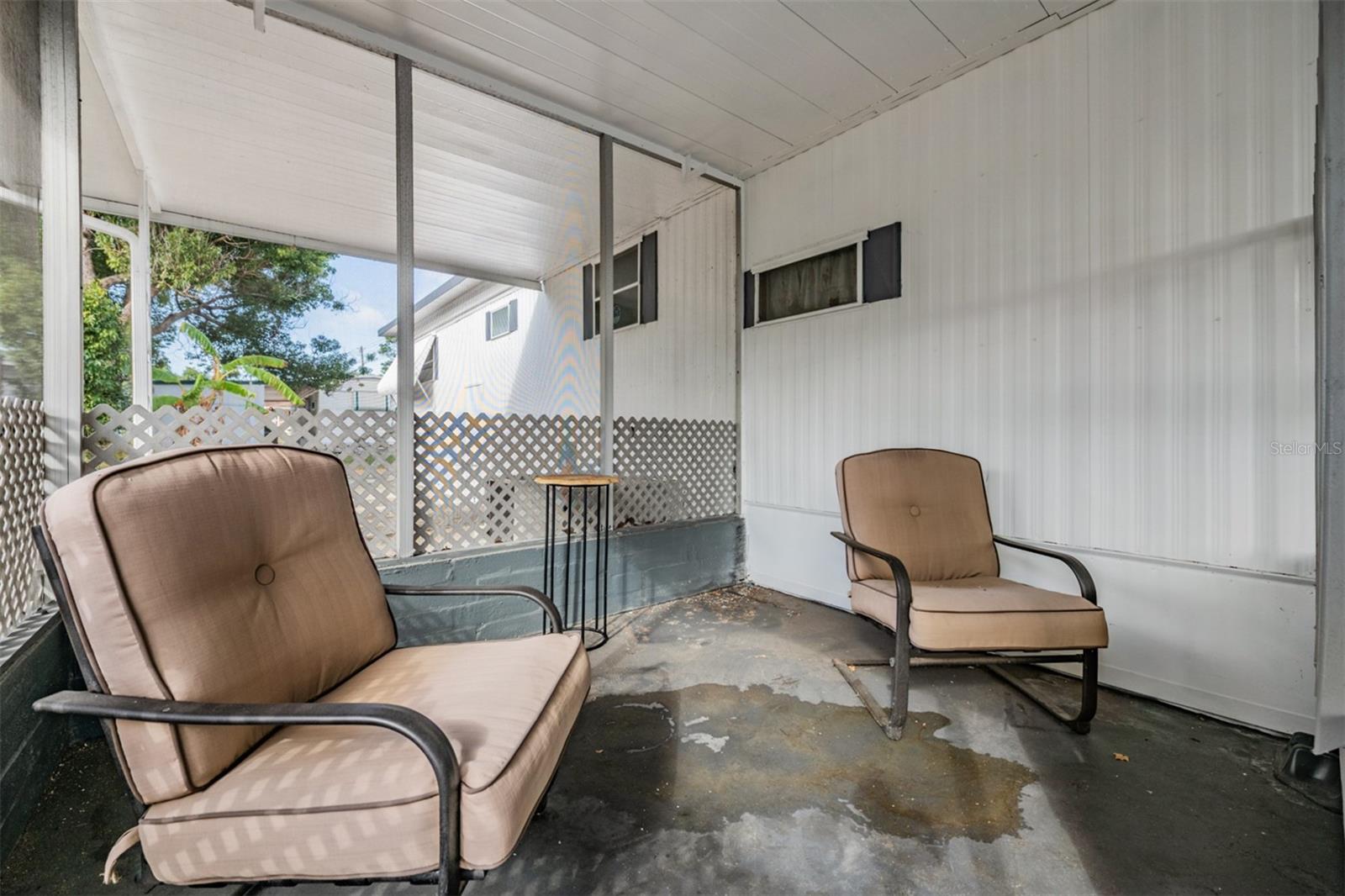 TB8455954 Property Photo