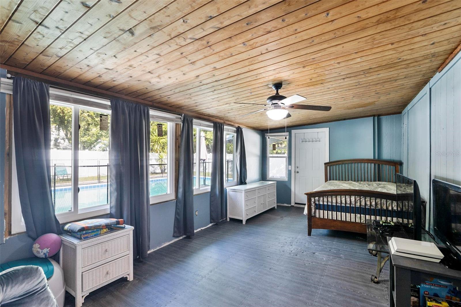 1858 PINE TREE, EDGEWATER, FL, 32141