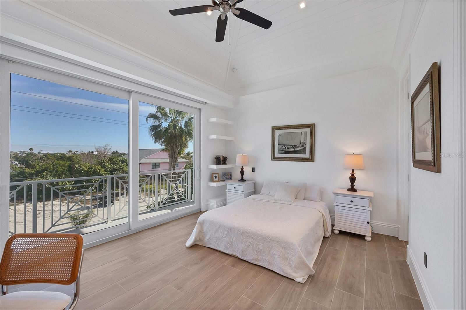 D6145179 Property Photo