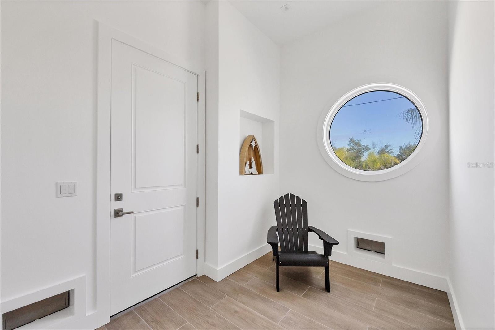 D6145179 Property Photo