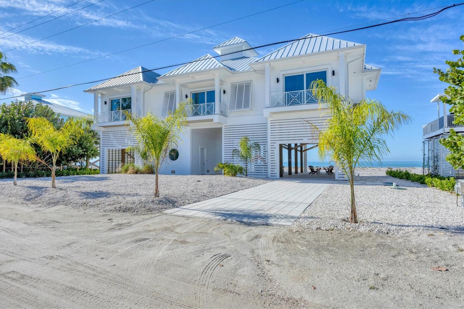 D6145179 Property Photo