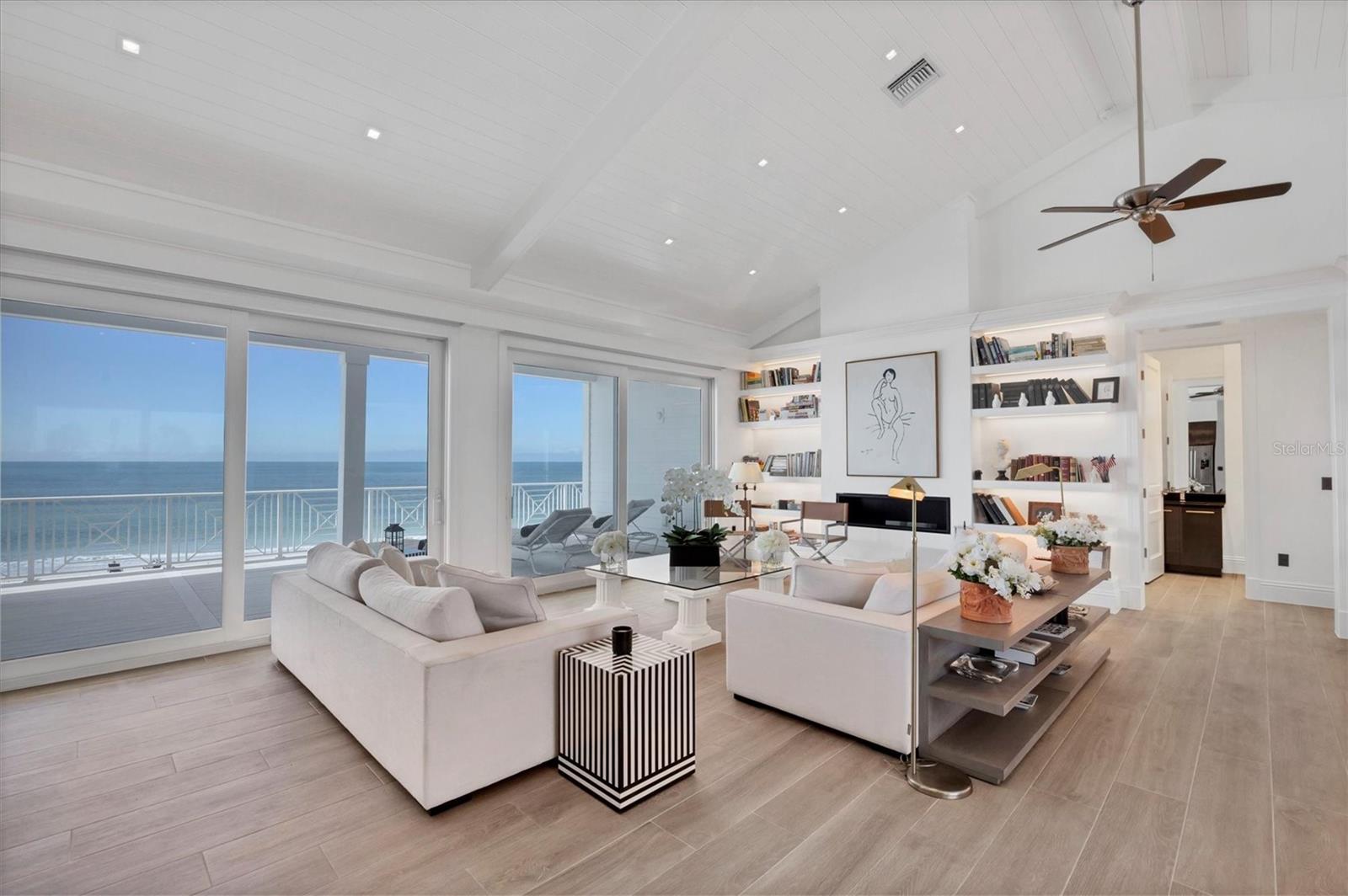 D6145179 Property Photo