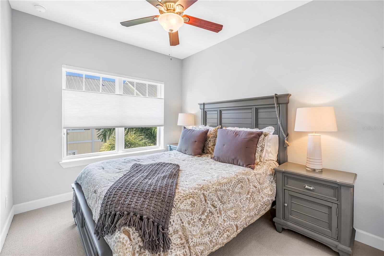 TB8456006 Property Photo