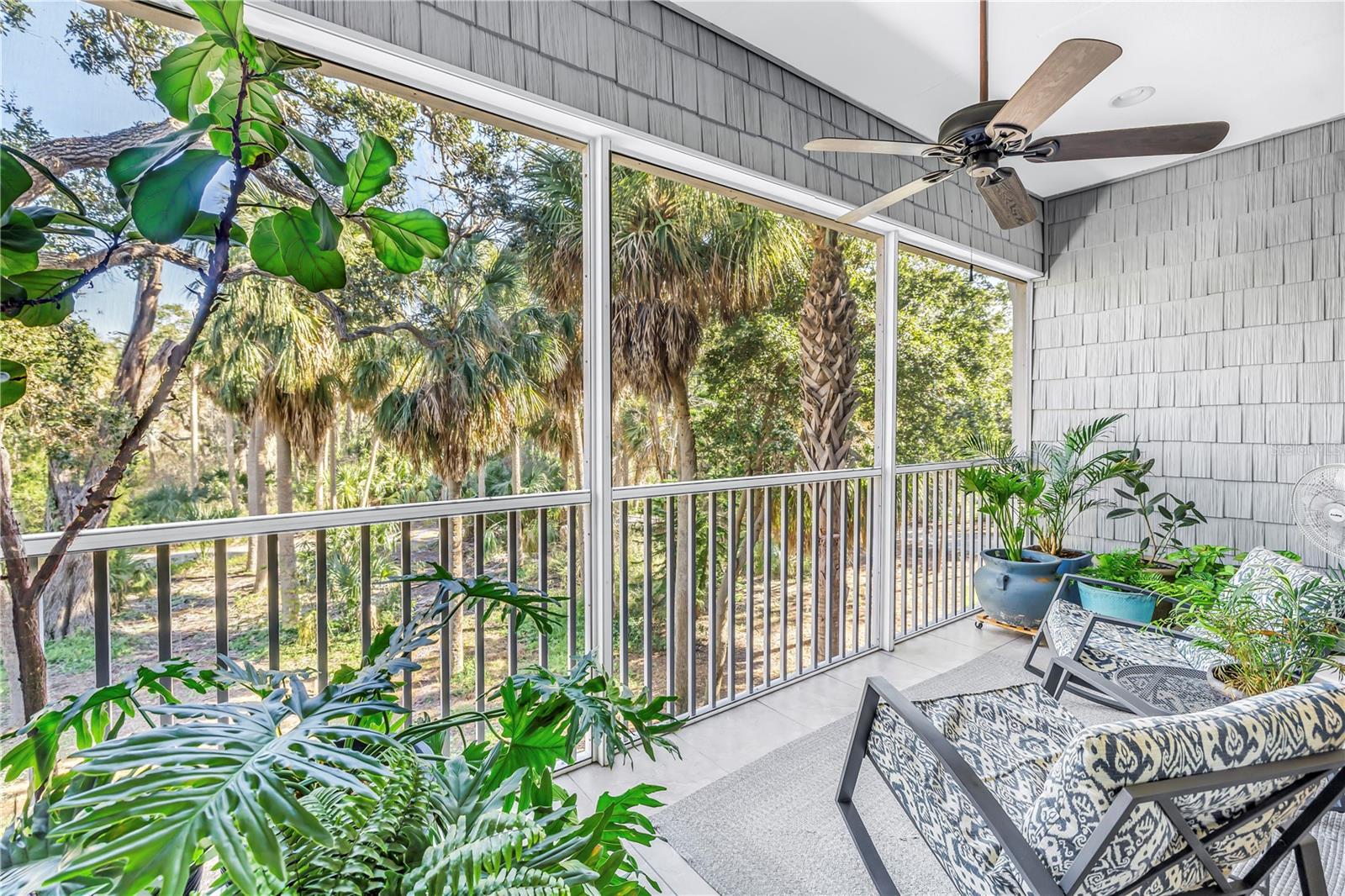 TB8456006 Property Photo