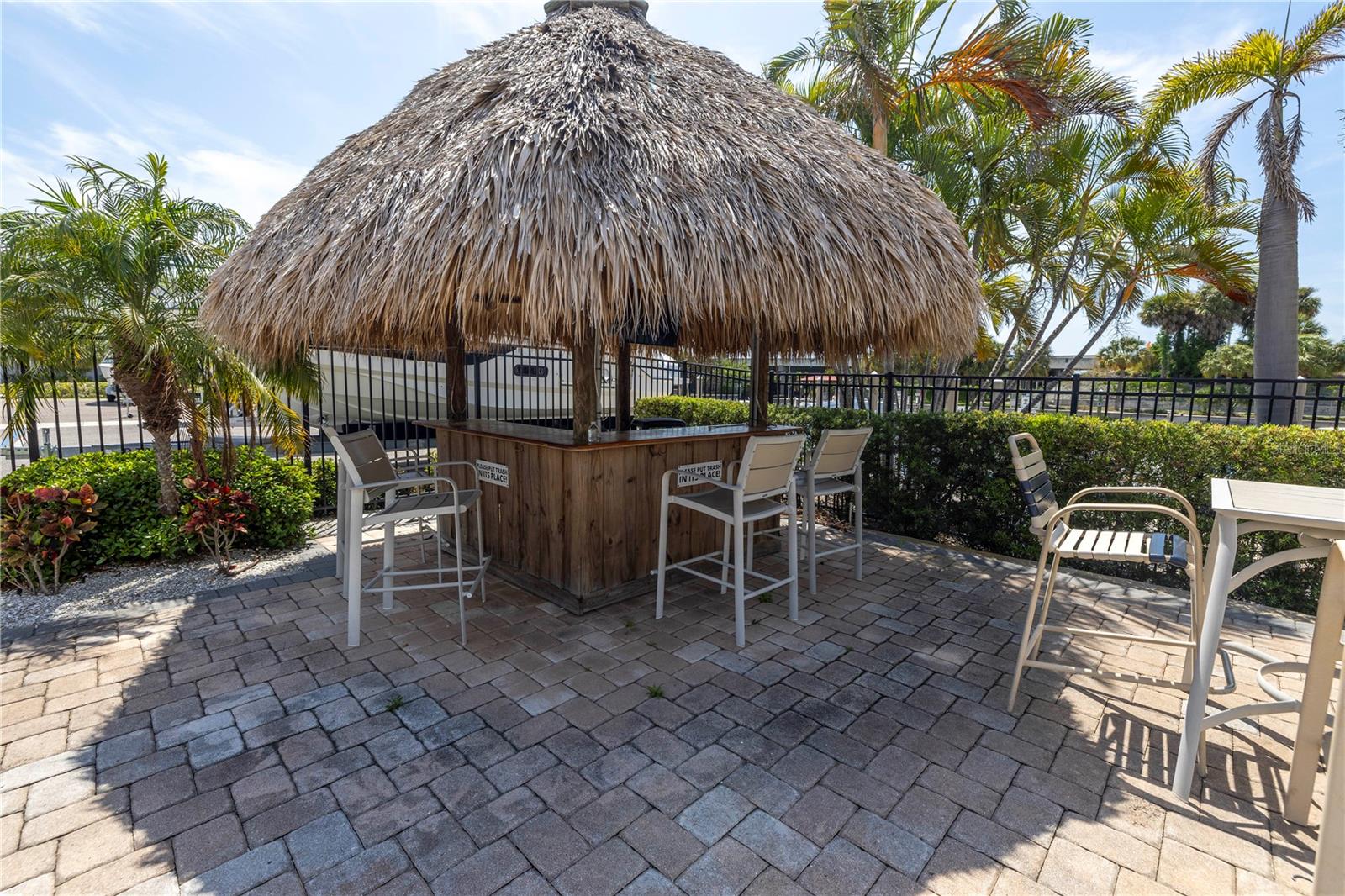 TB8456006 Property Photo