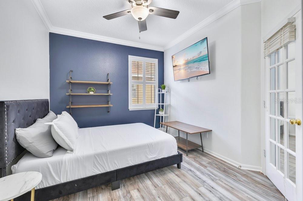 O6367033 Property Photo