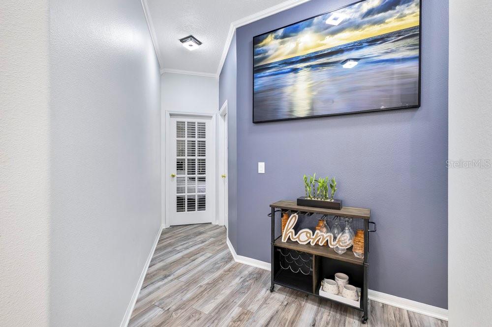 O6367033 Property Photo