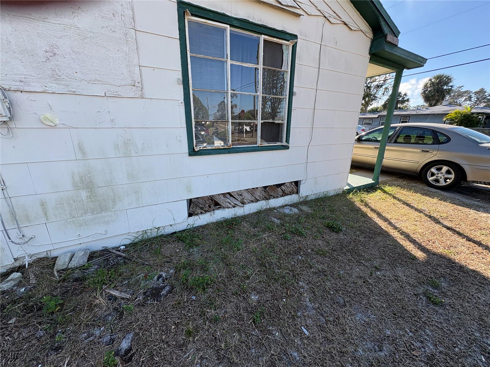 TB8456033 Property Photo