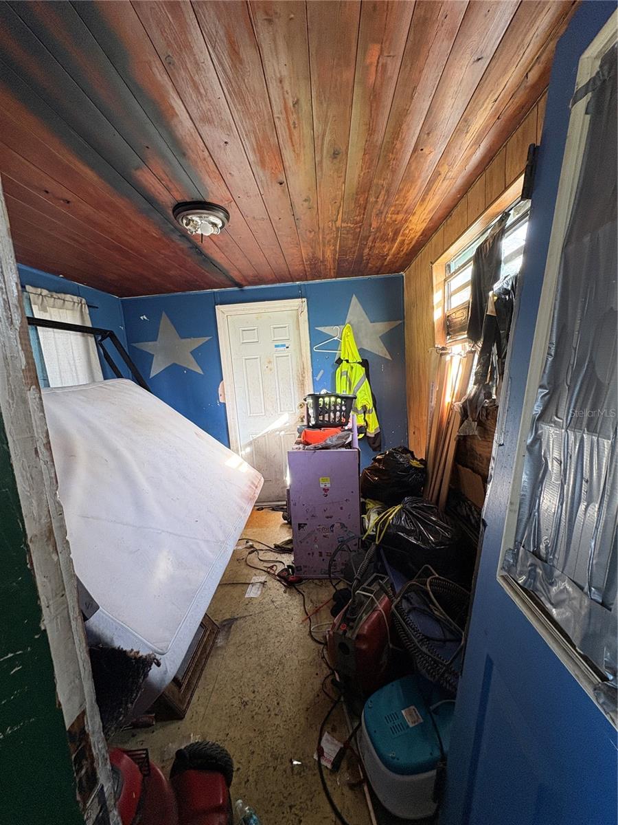 TB8456033 Property Photo