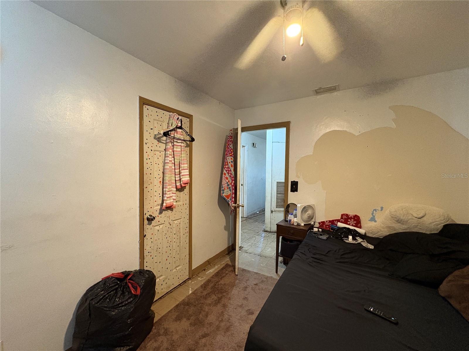 TB8456033 Property Photo