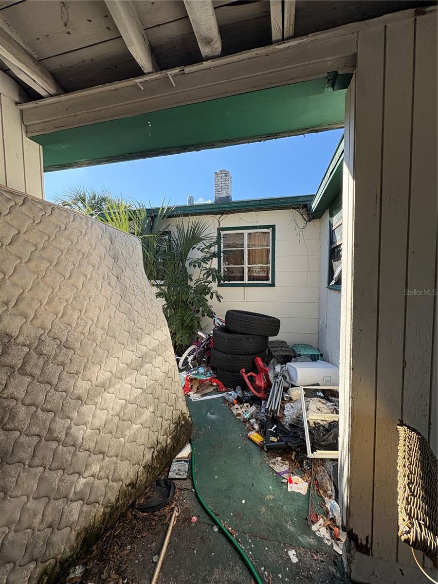 TB8456033 Property Photo