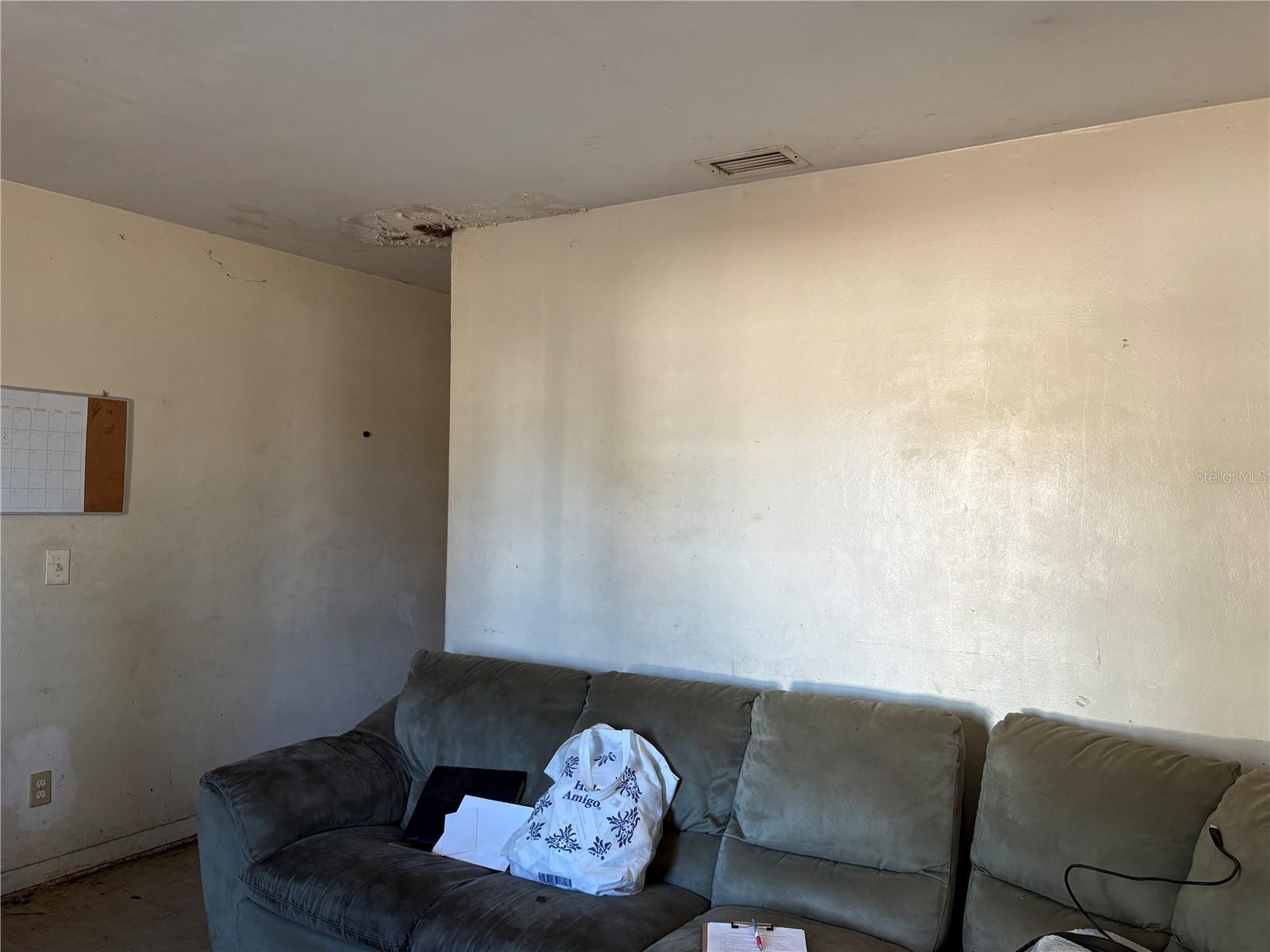 TB8456033 Property Photo