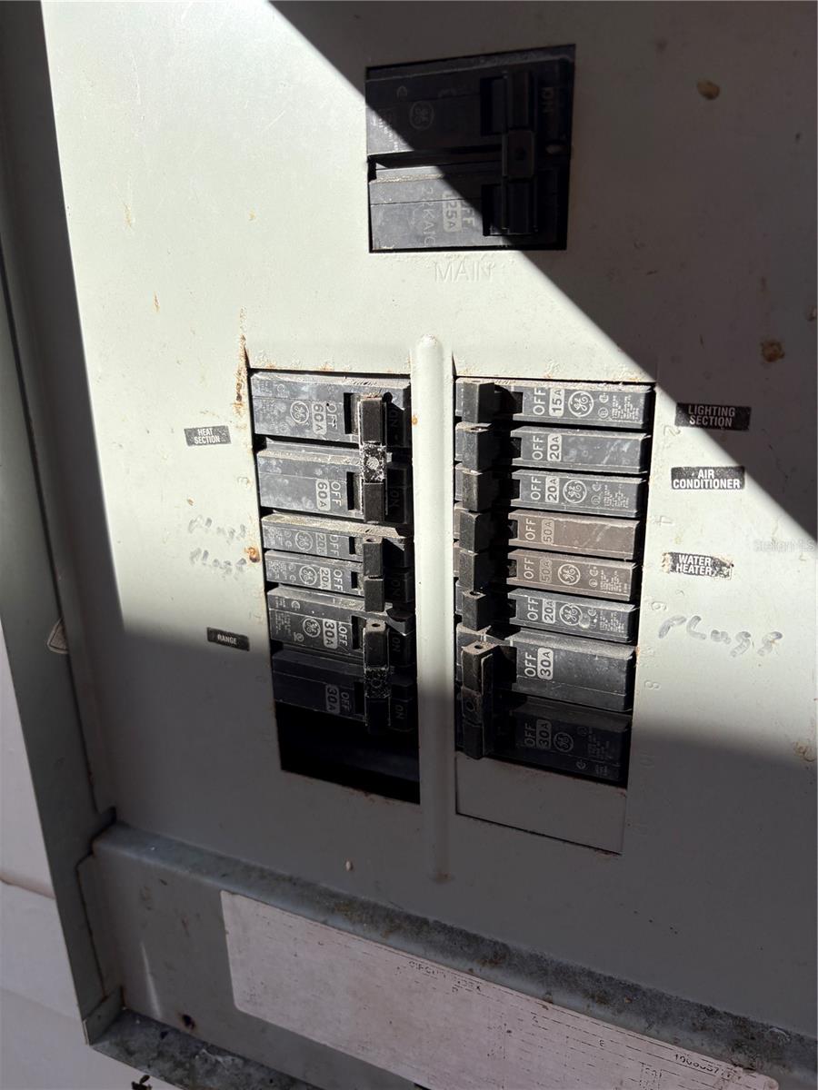 TB8456033 Property Photo