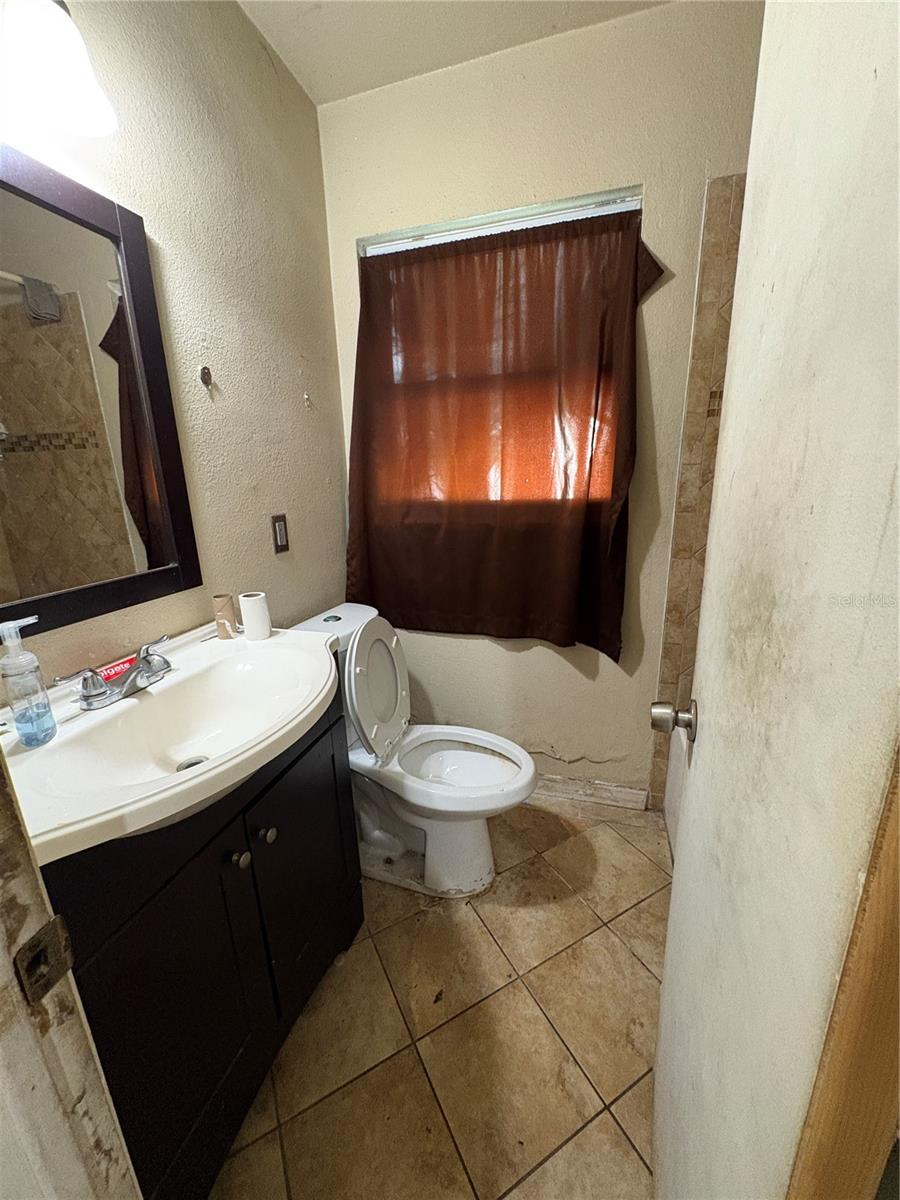 TB8456033 Property Photo