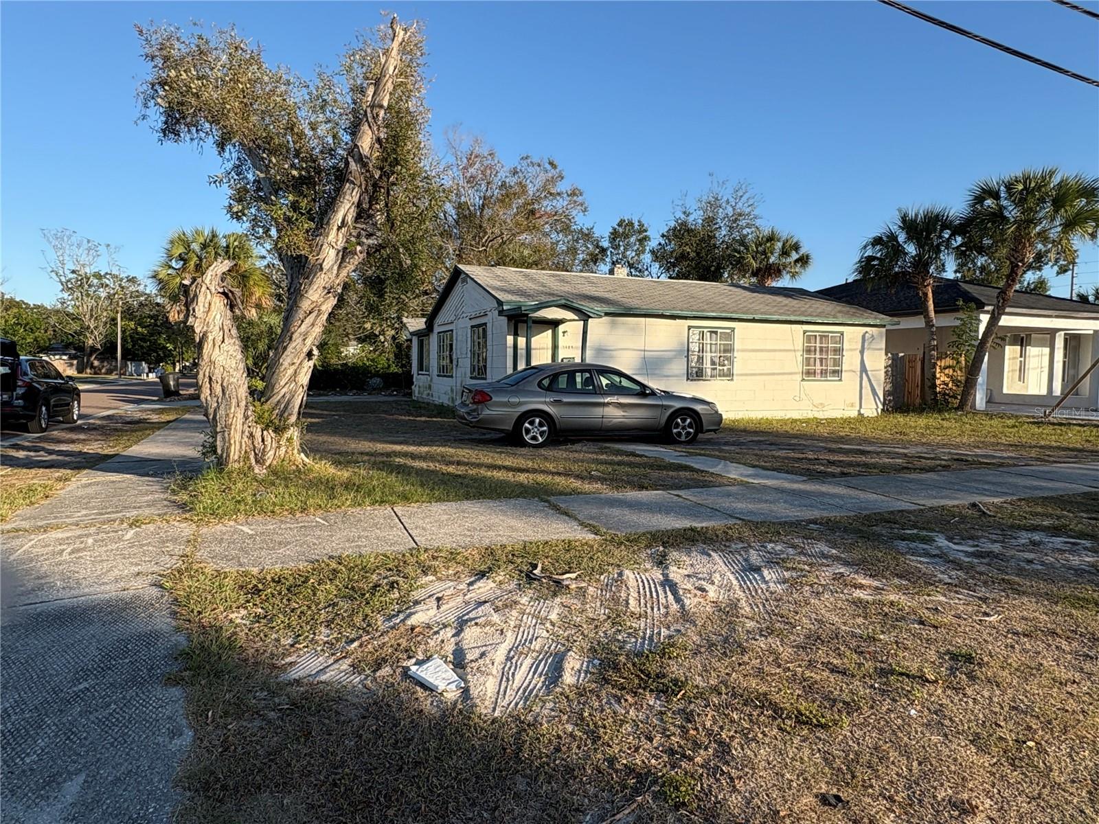 TB8456033 Property Photo