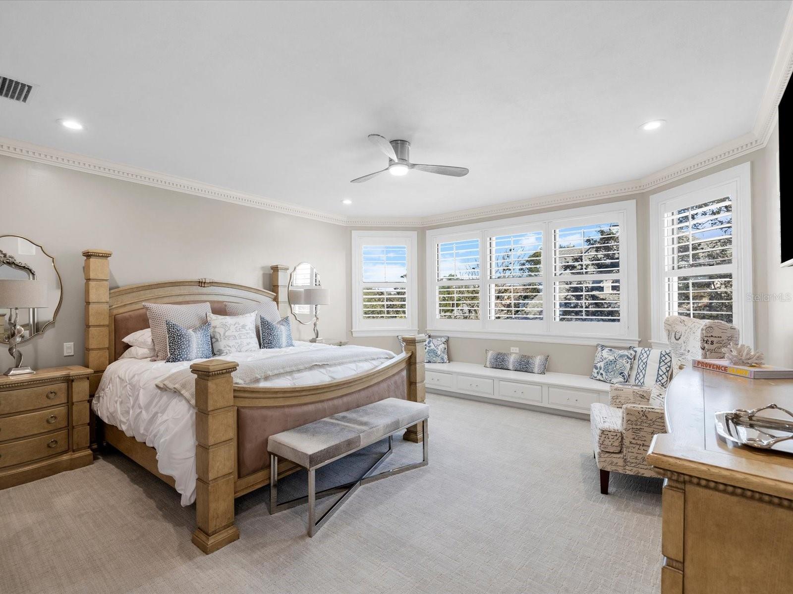 TB8456045 Property Photo