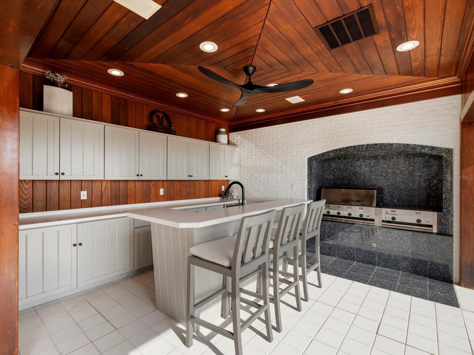 TB8456045 Property Photo