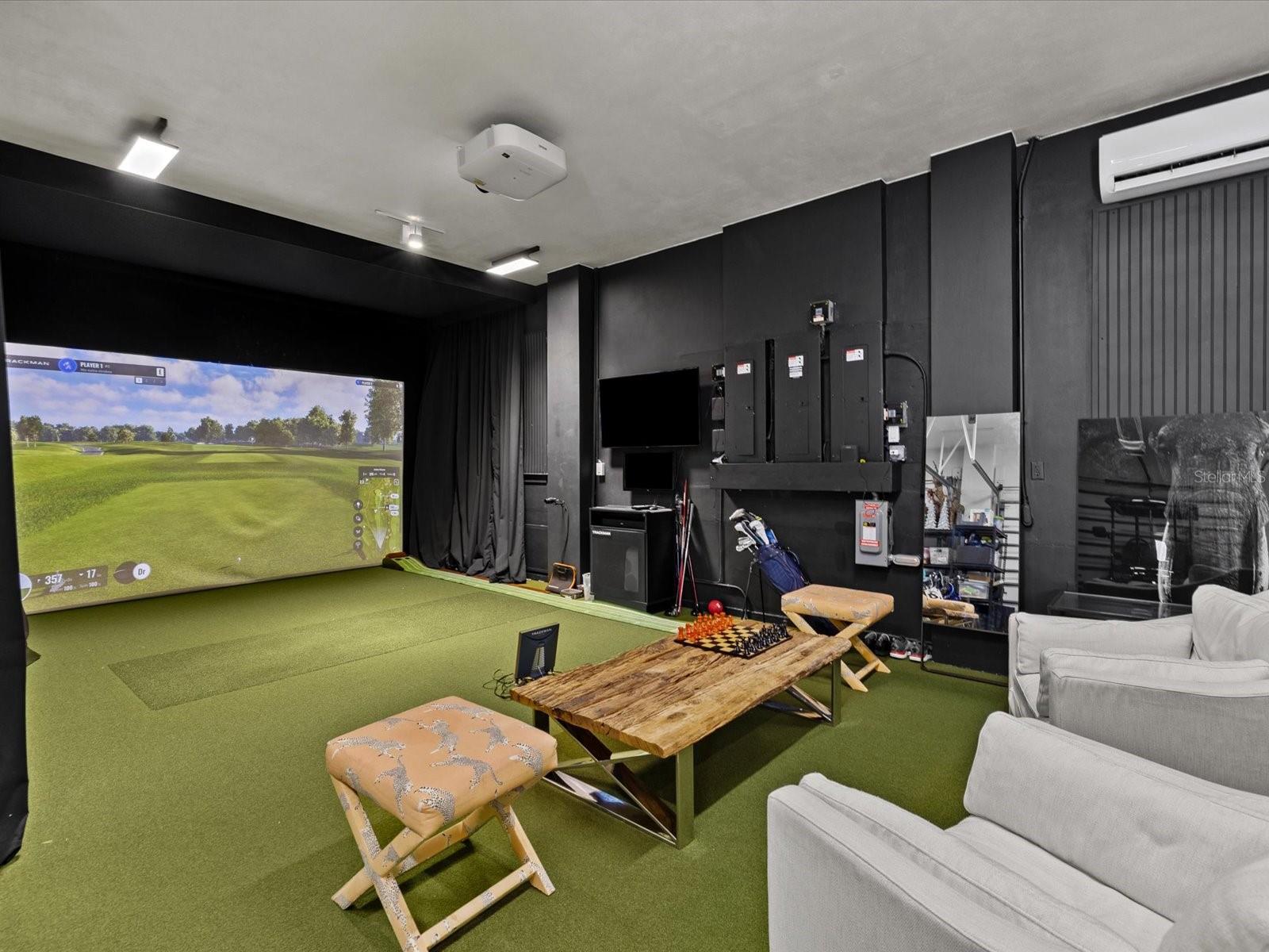 TB8456045 Property Photo