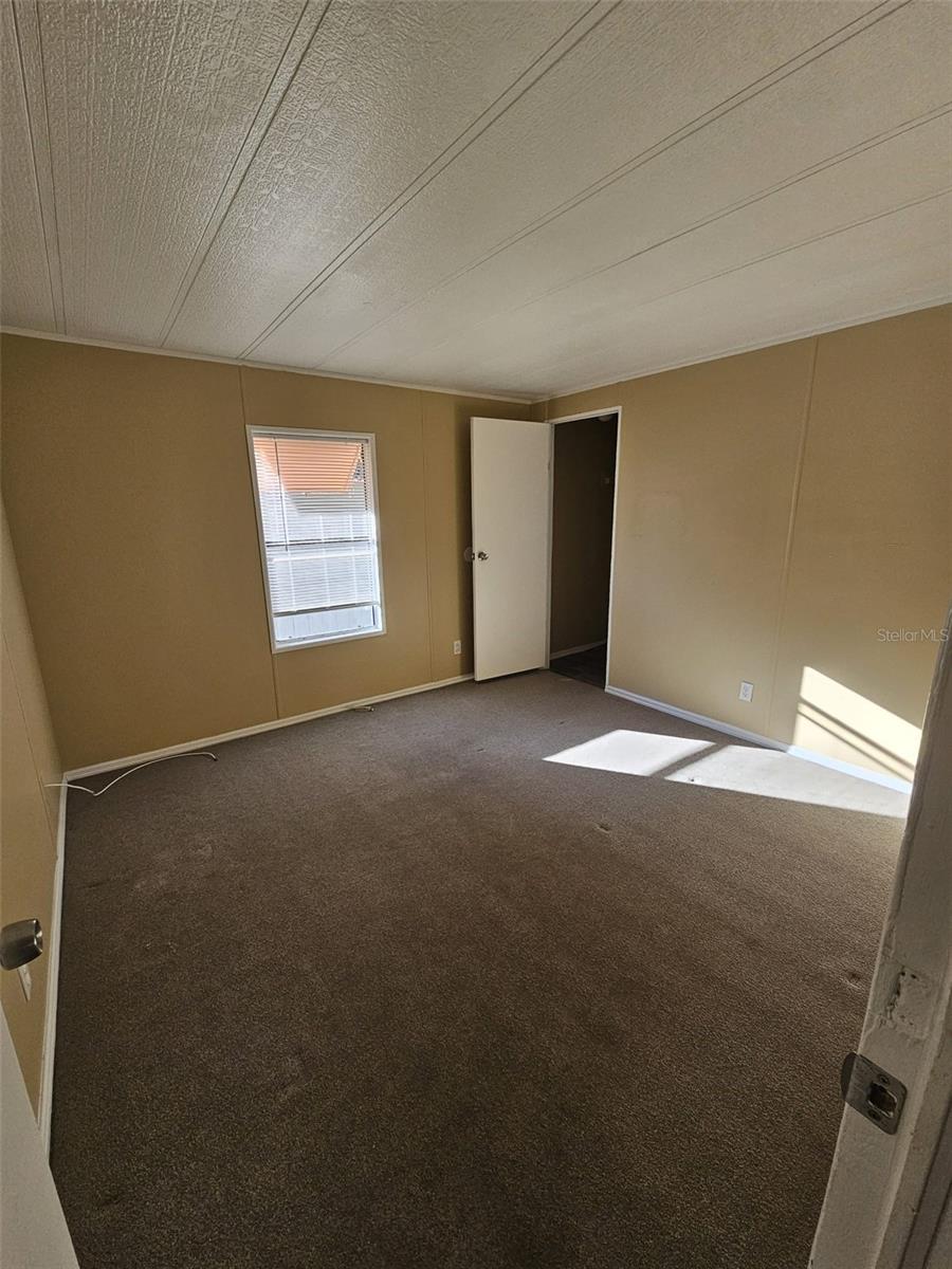 TB8456047 Property Photo