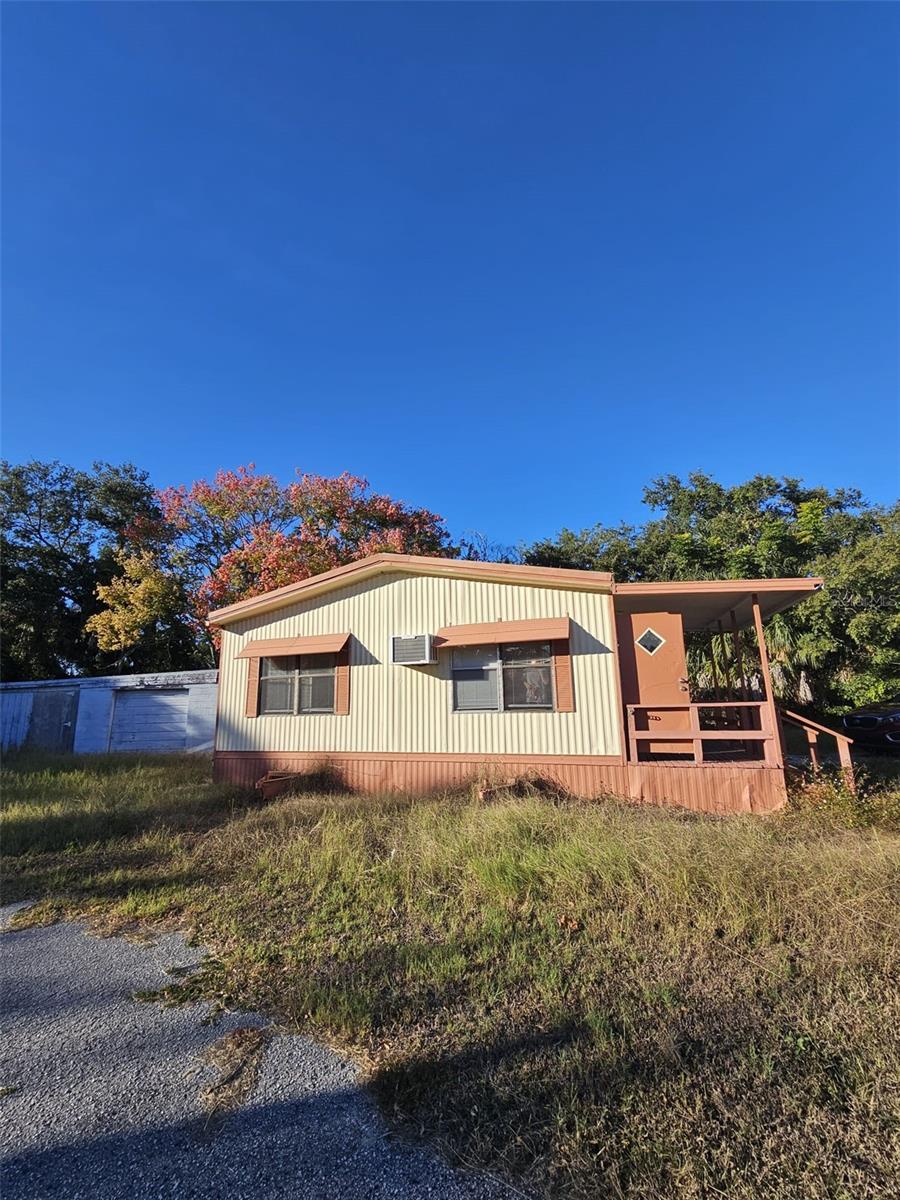 TB8456047 Property Photo