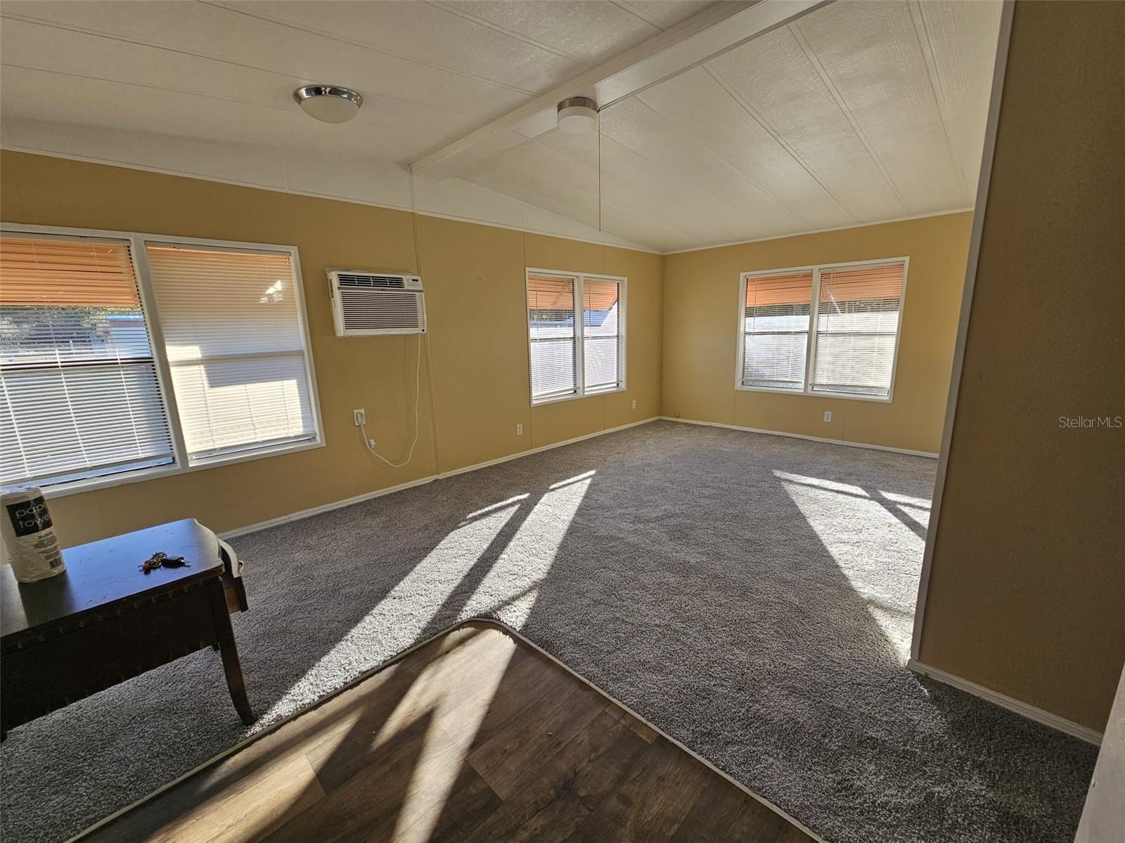 TB8456047 Property Photo