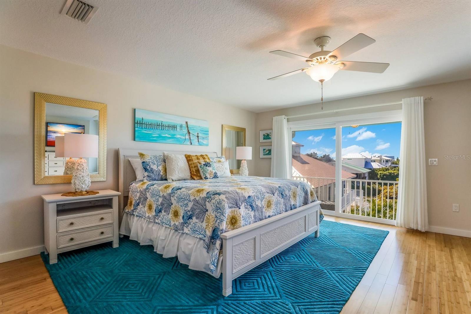 TB8456067 Property Photo