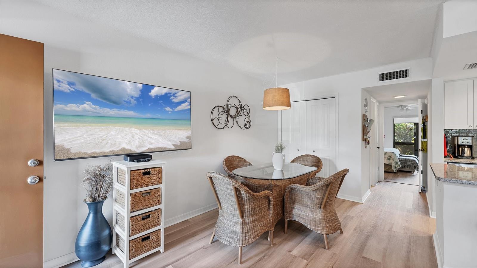 D6145186 Property Photo