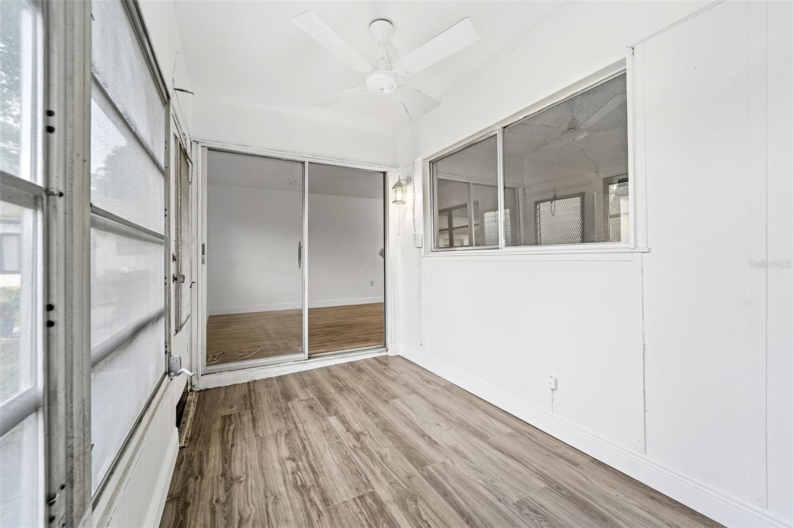 TB8456187 Property Photo