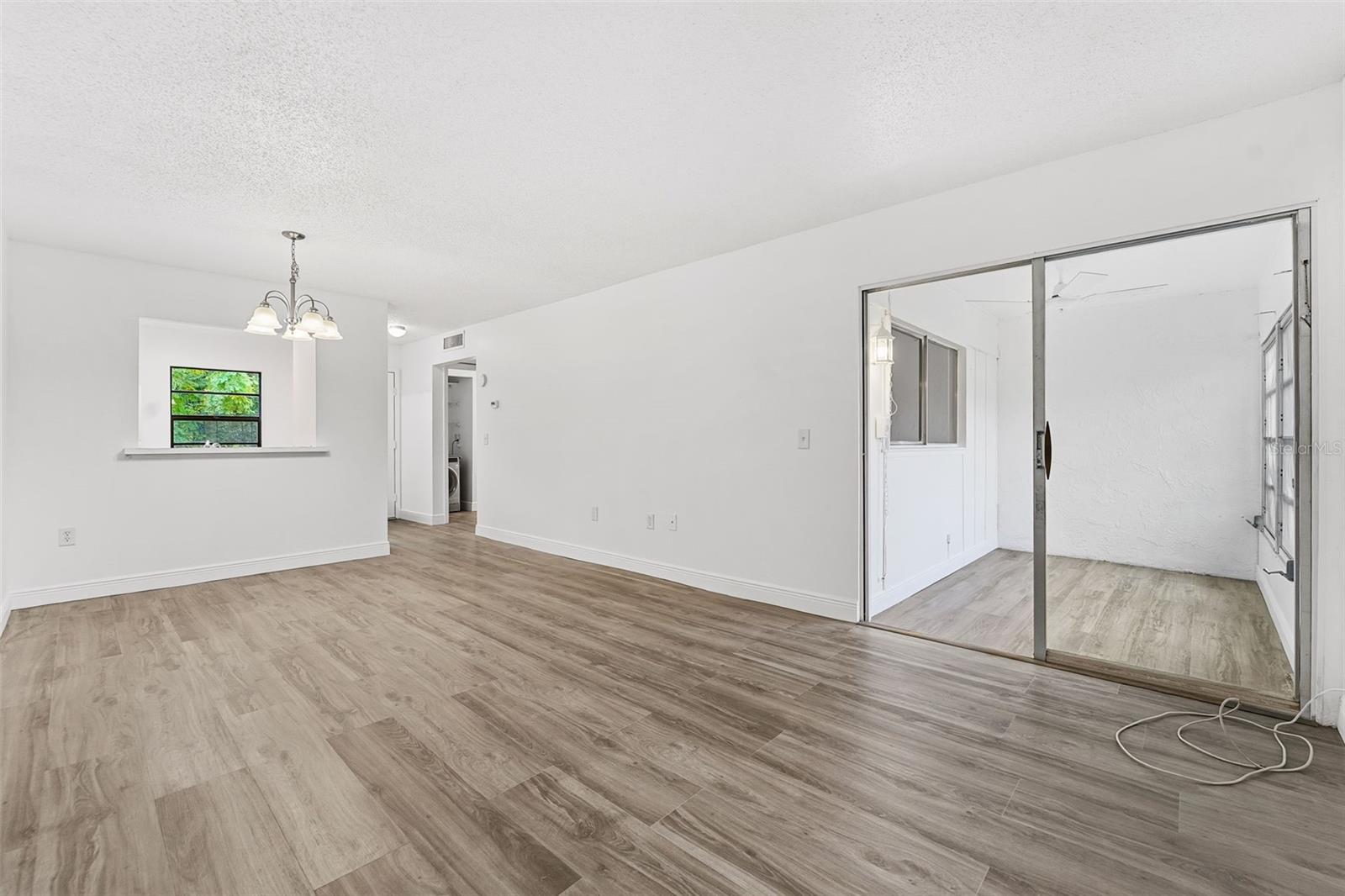 TB8456187 Property Photo