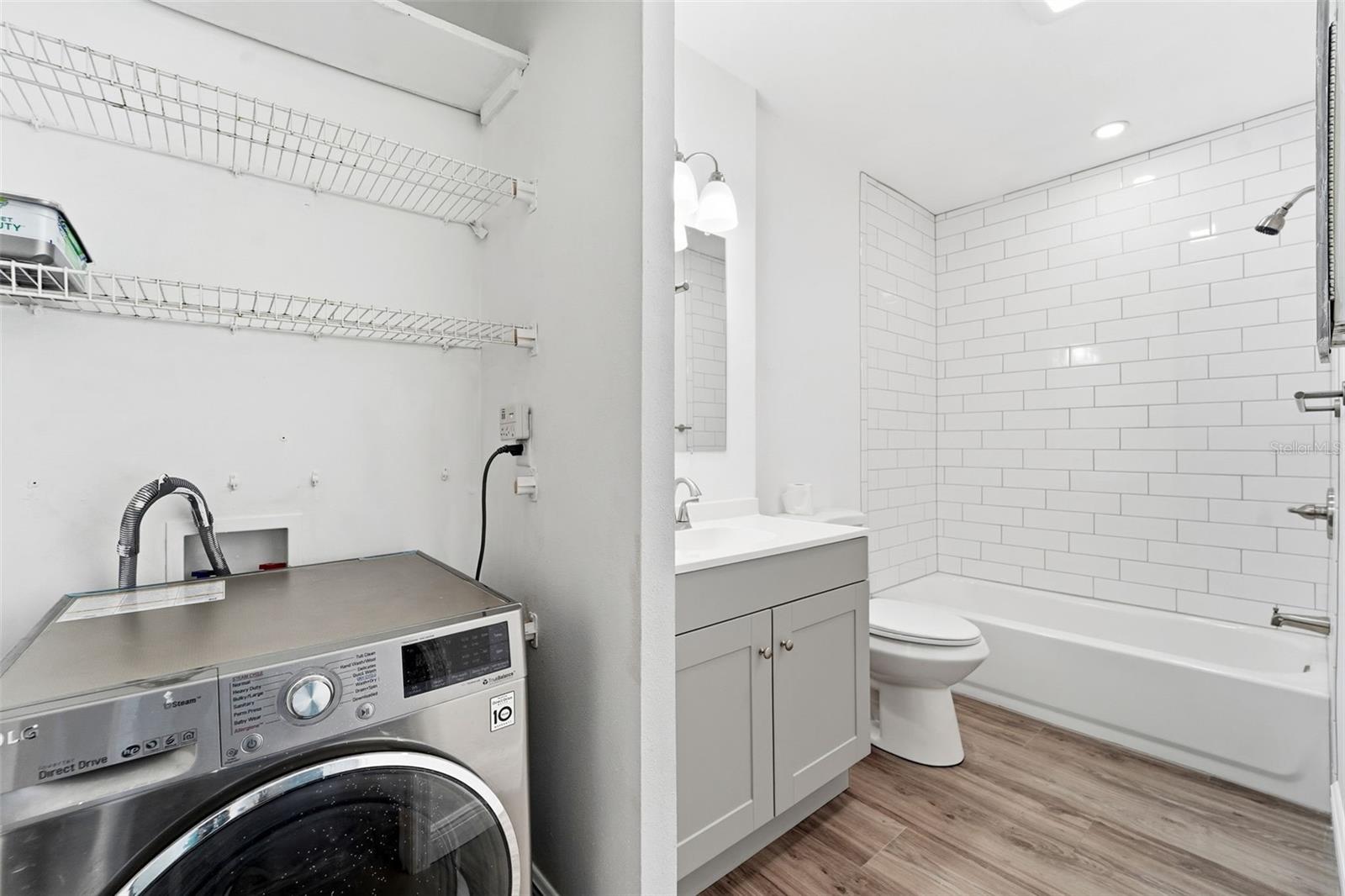 TB8456187 Property Photo