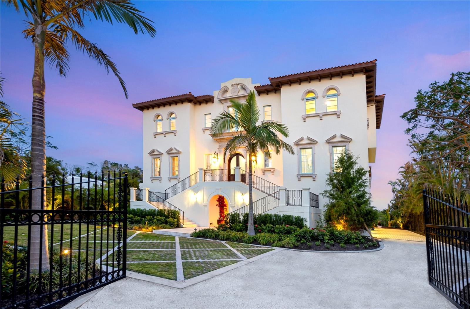 A4675182 Property Photo