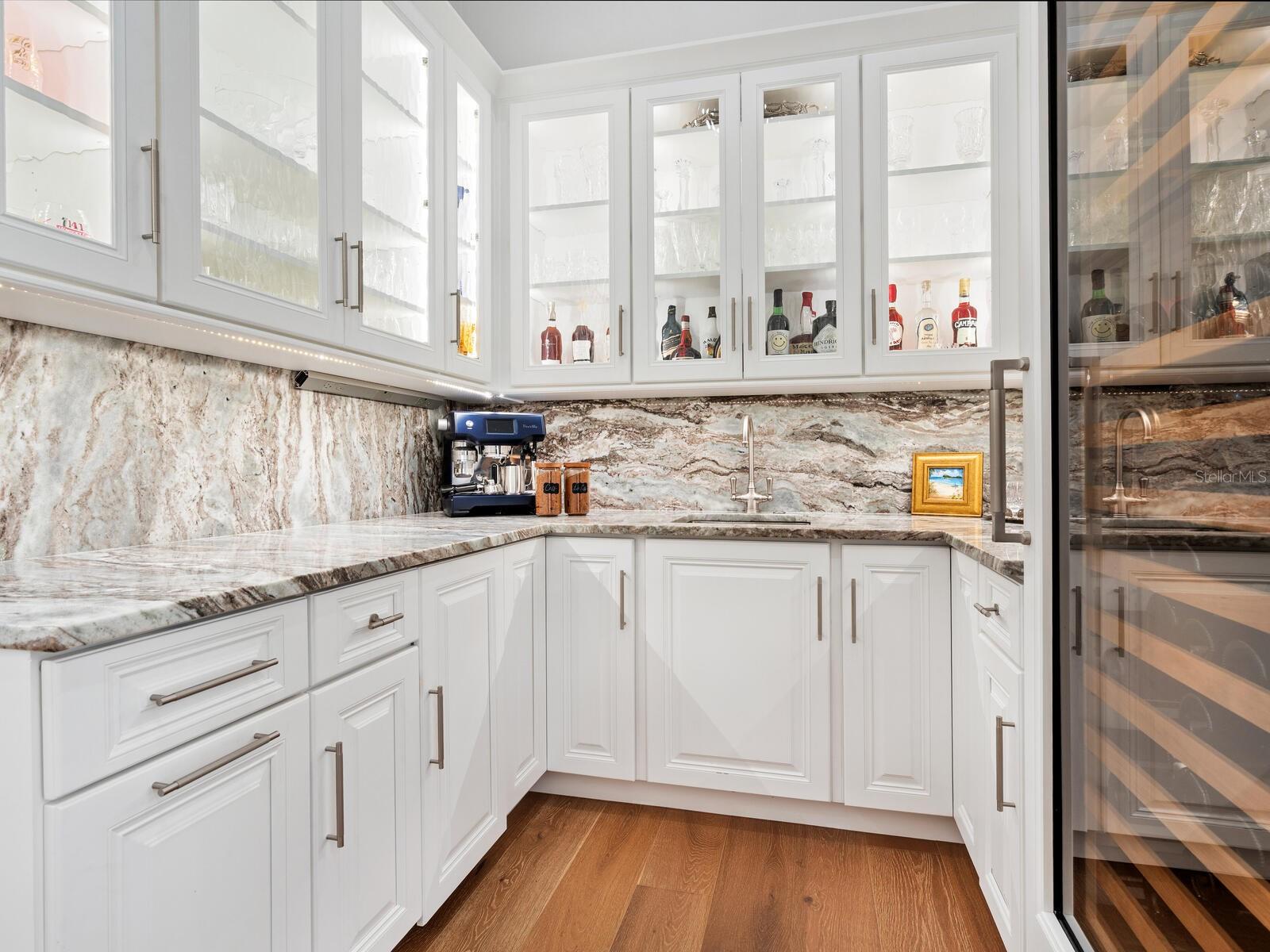 A4675182 Property Photo