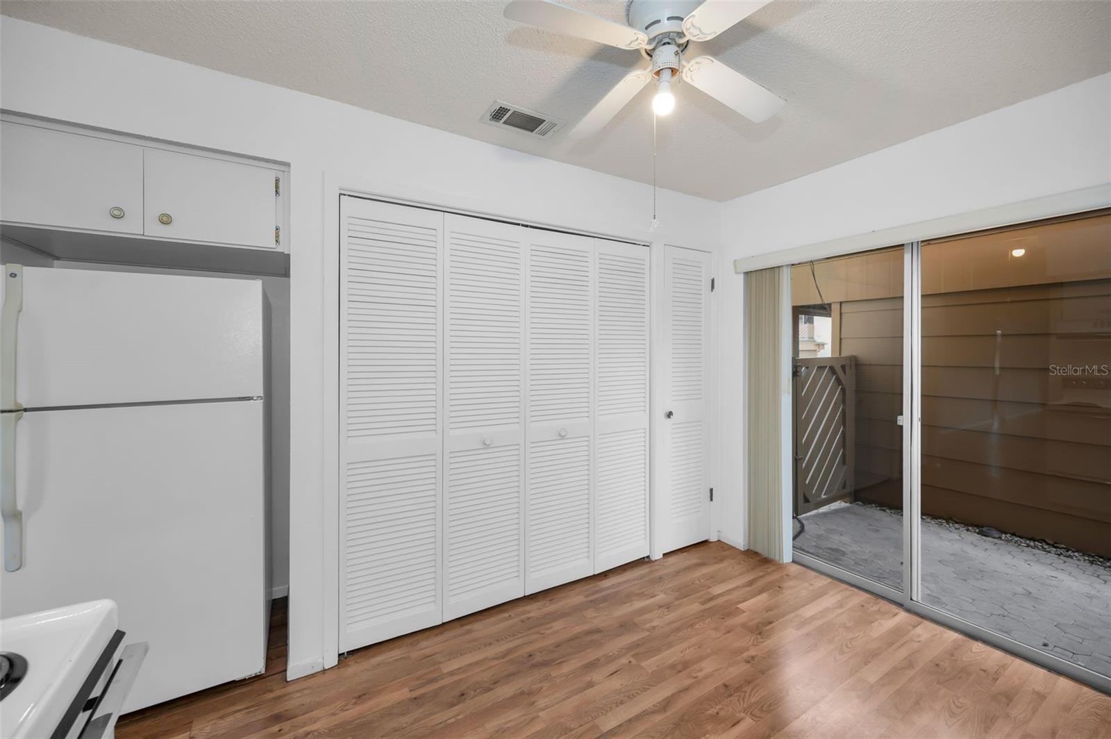 kitchen facing smaller front patio