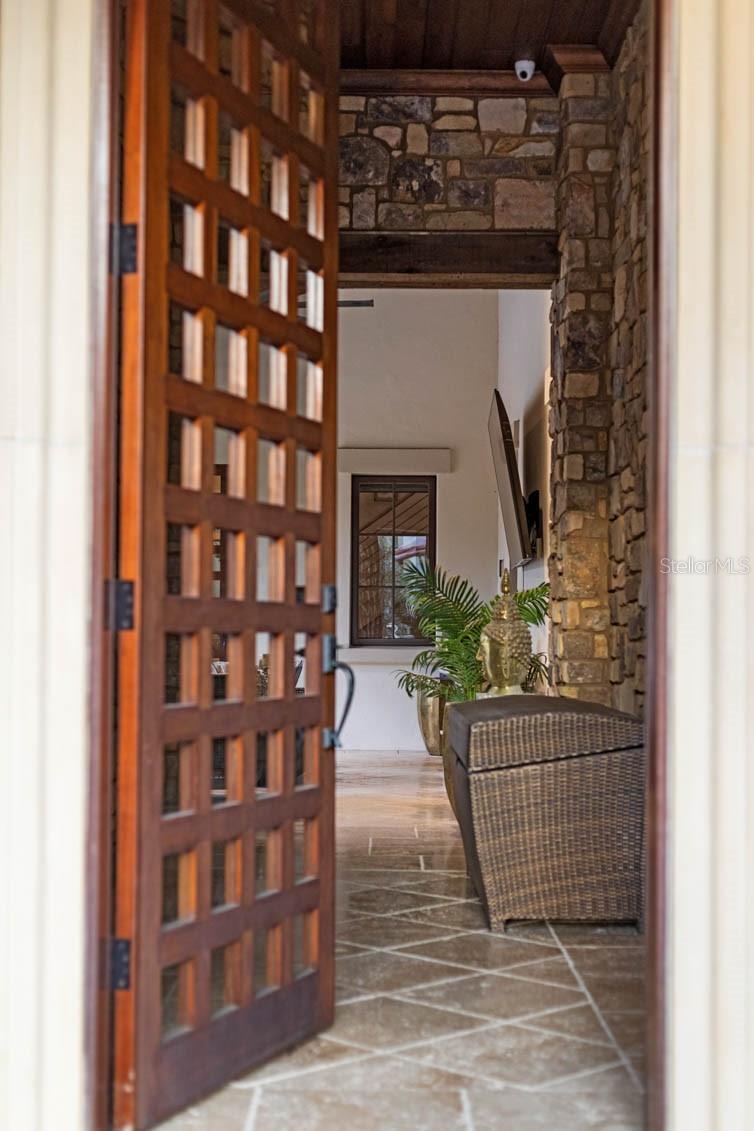 O6367205 Property Photo