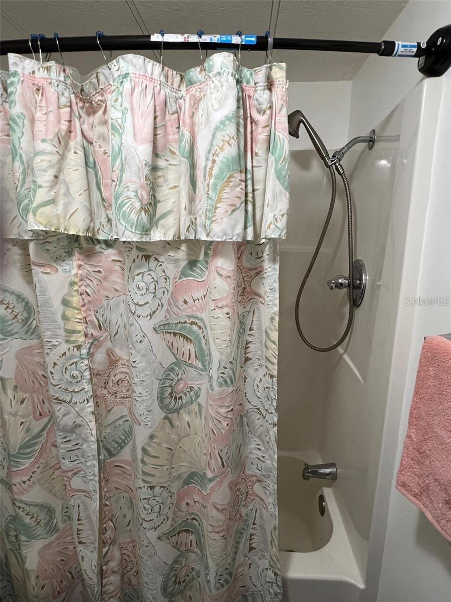 TB8456257 Property Photo