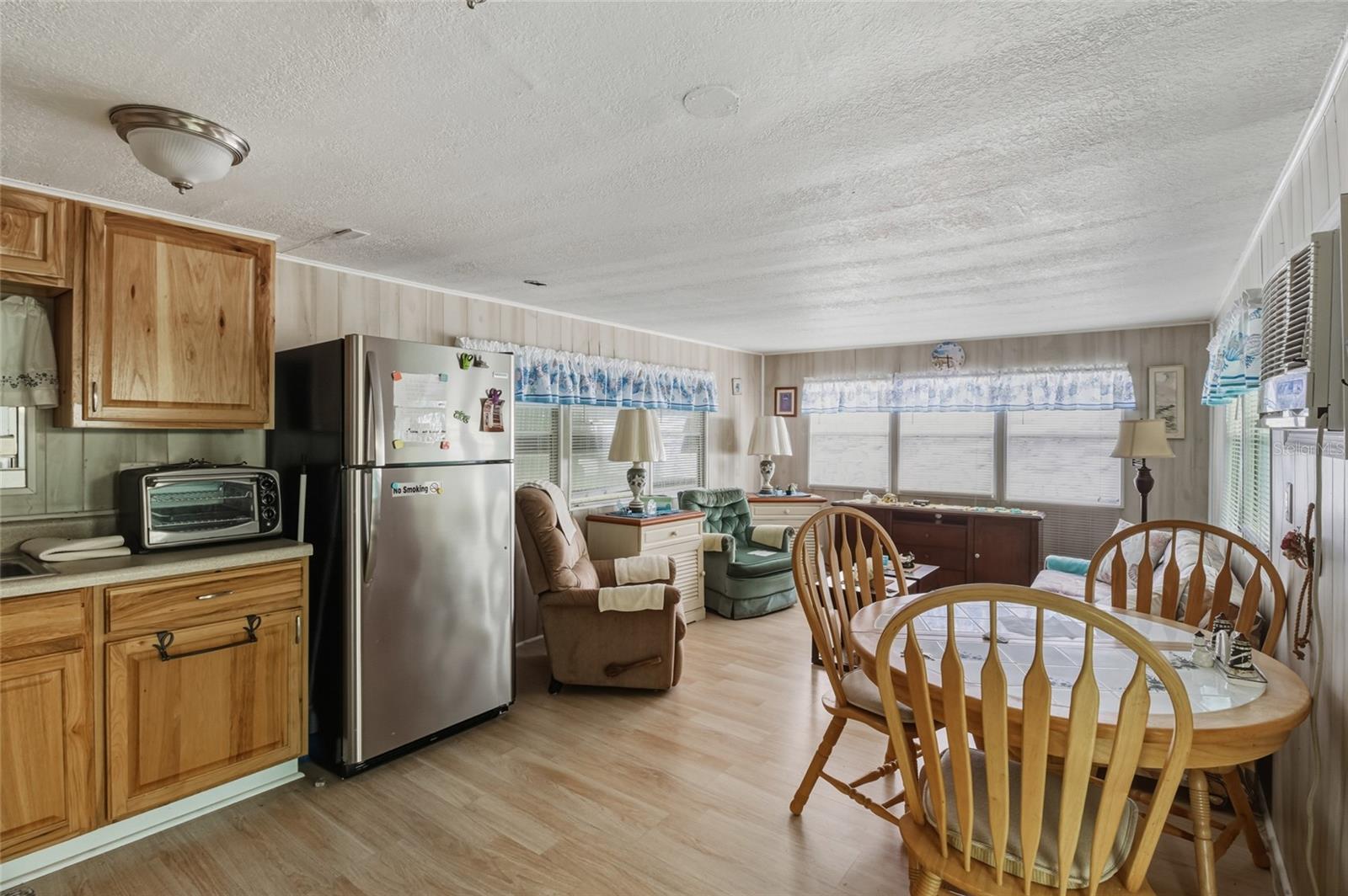 TB8456257 Property Photo