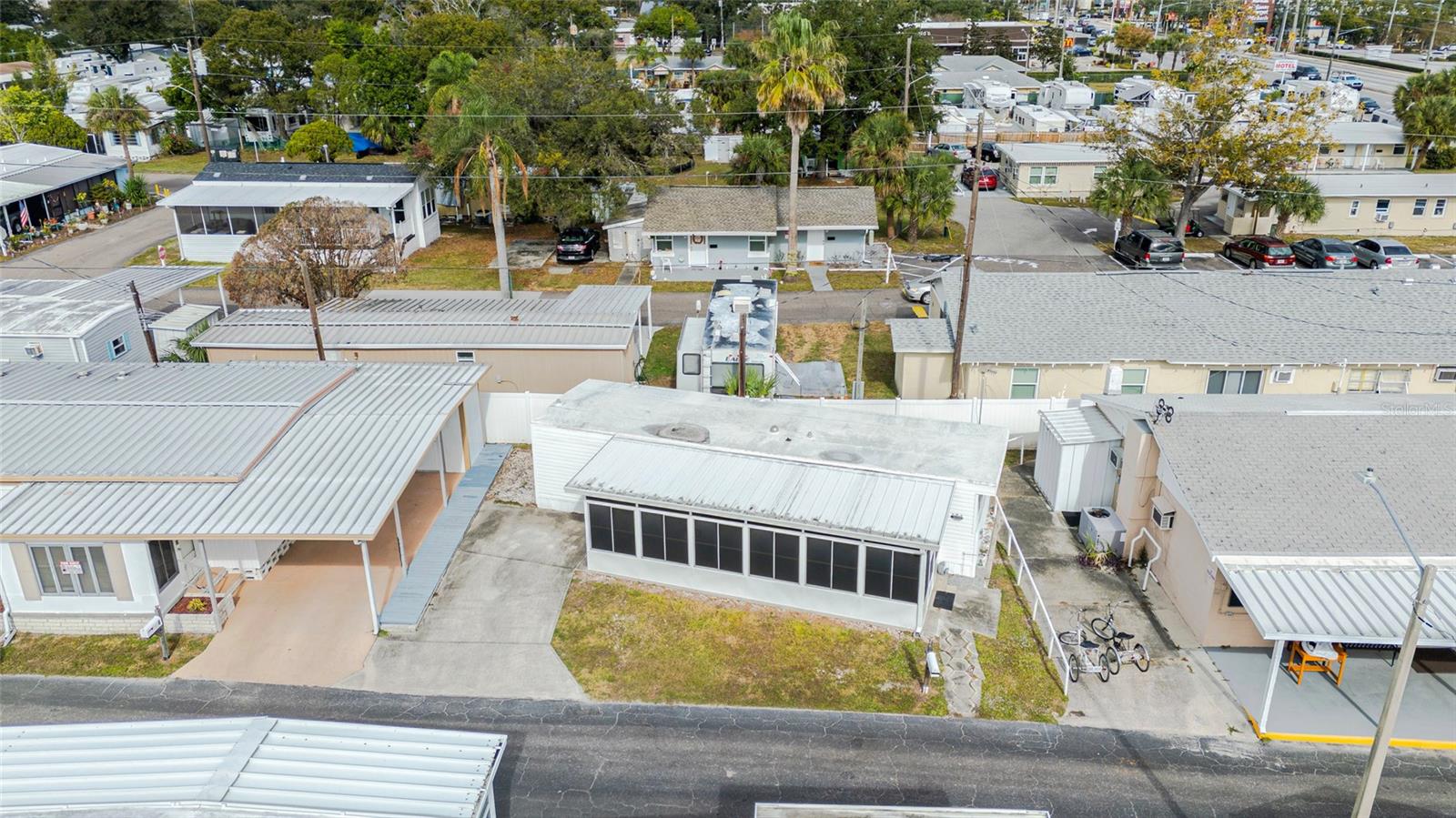 TB8456257 Property Photo