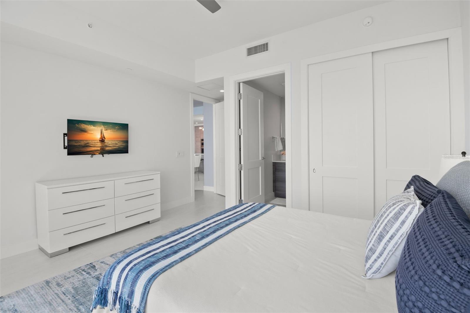 TB8456269 Property Photo