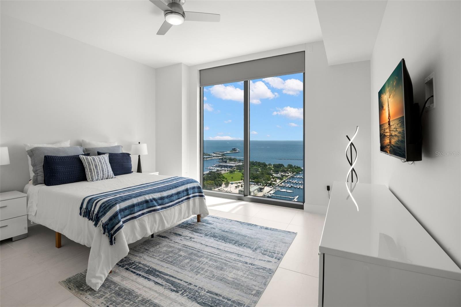 TB8456269 Property Photo