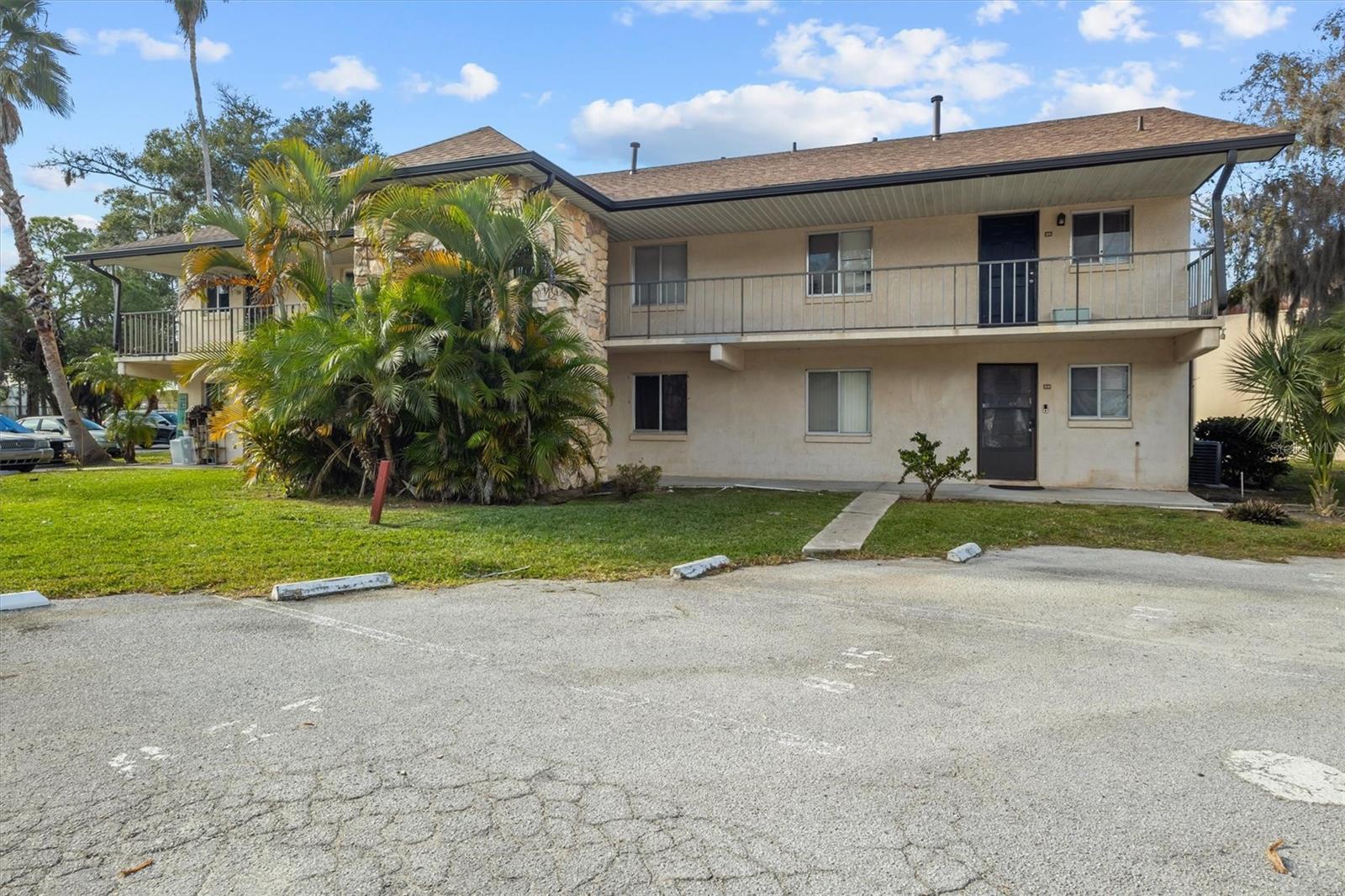 L4957905 Property Photo